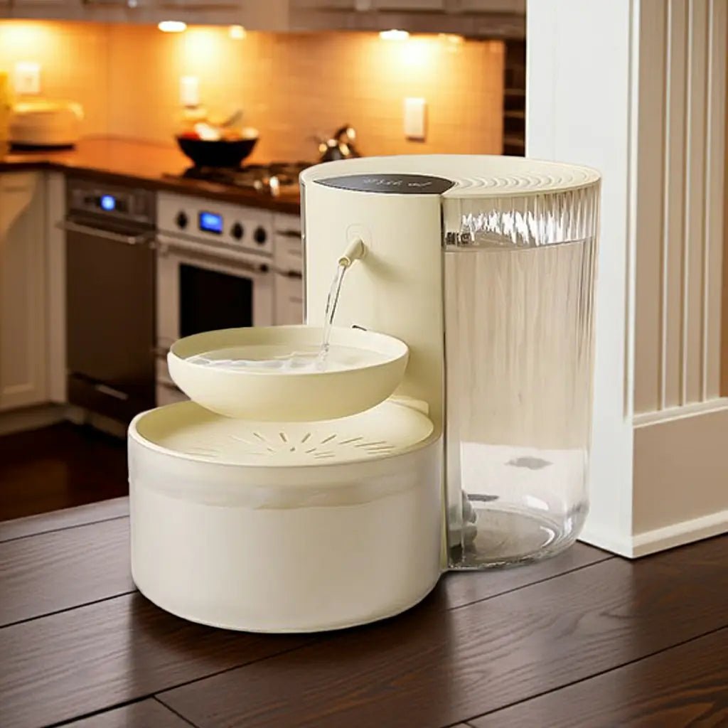 Fontaine à Eau Chat Fresh Hydra avec filtration silencieuse, prévention des problèmes urinaires pour votre chat.