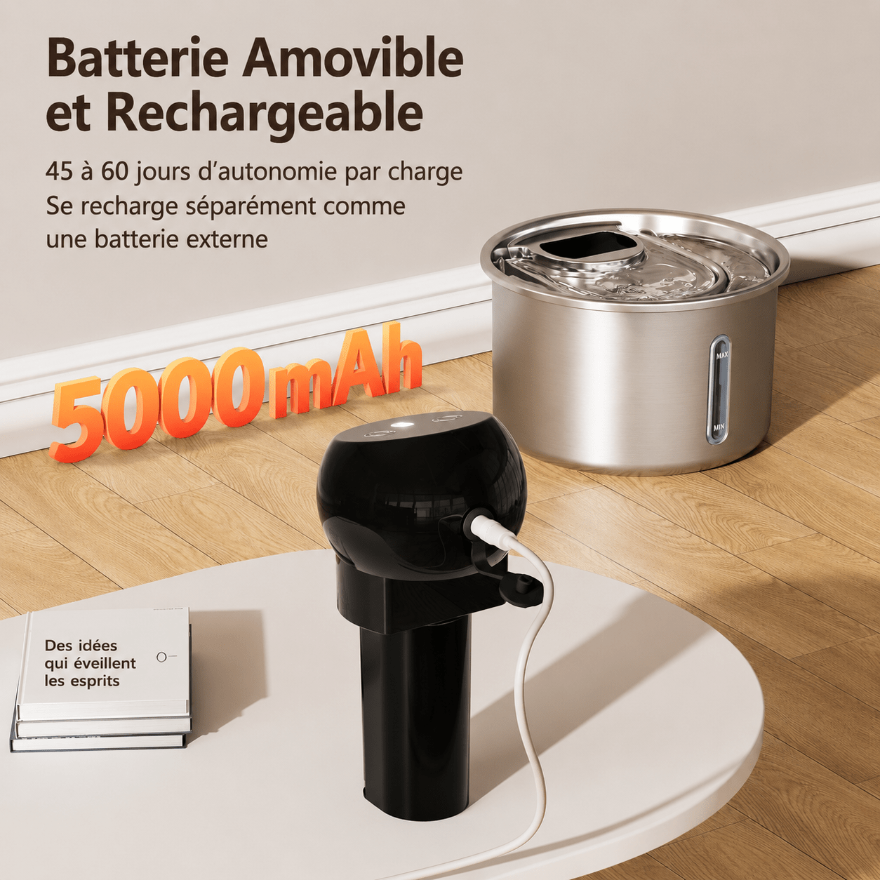 Fontaine à eau pour chat sans fil MiaouTable avec batterie amovible rechargeable de 5000 mAh offrant jusqu'à 60 jours d'autonomie.